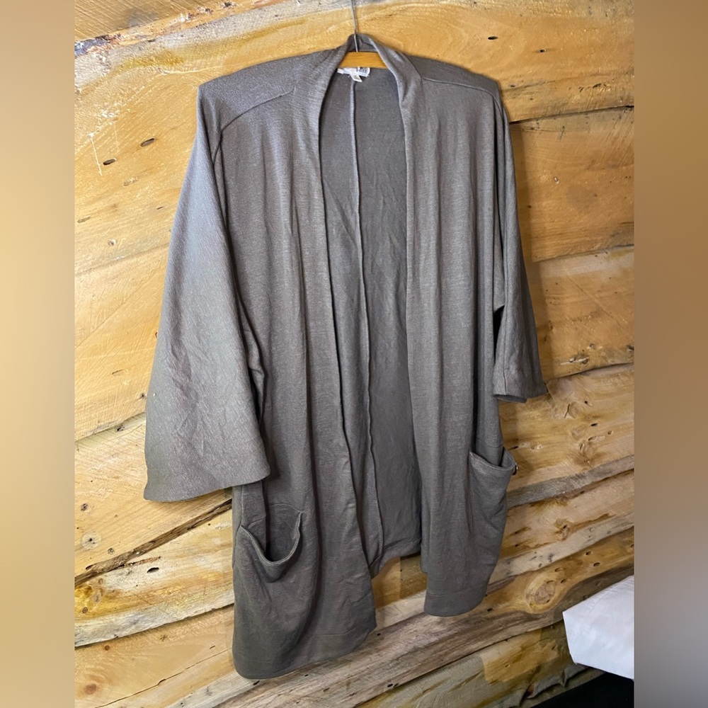 Wilfred free wrap size medium